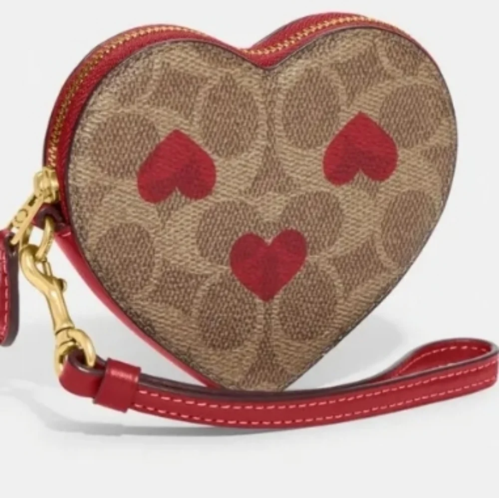COACH HEART WRISTLET - Picture 2 of 11